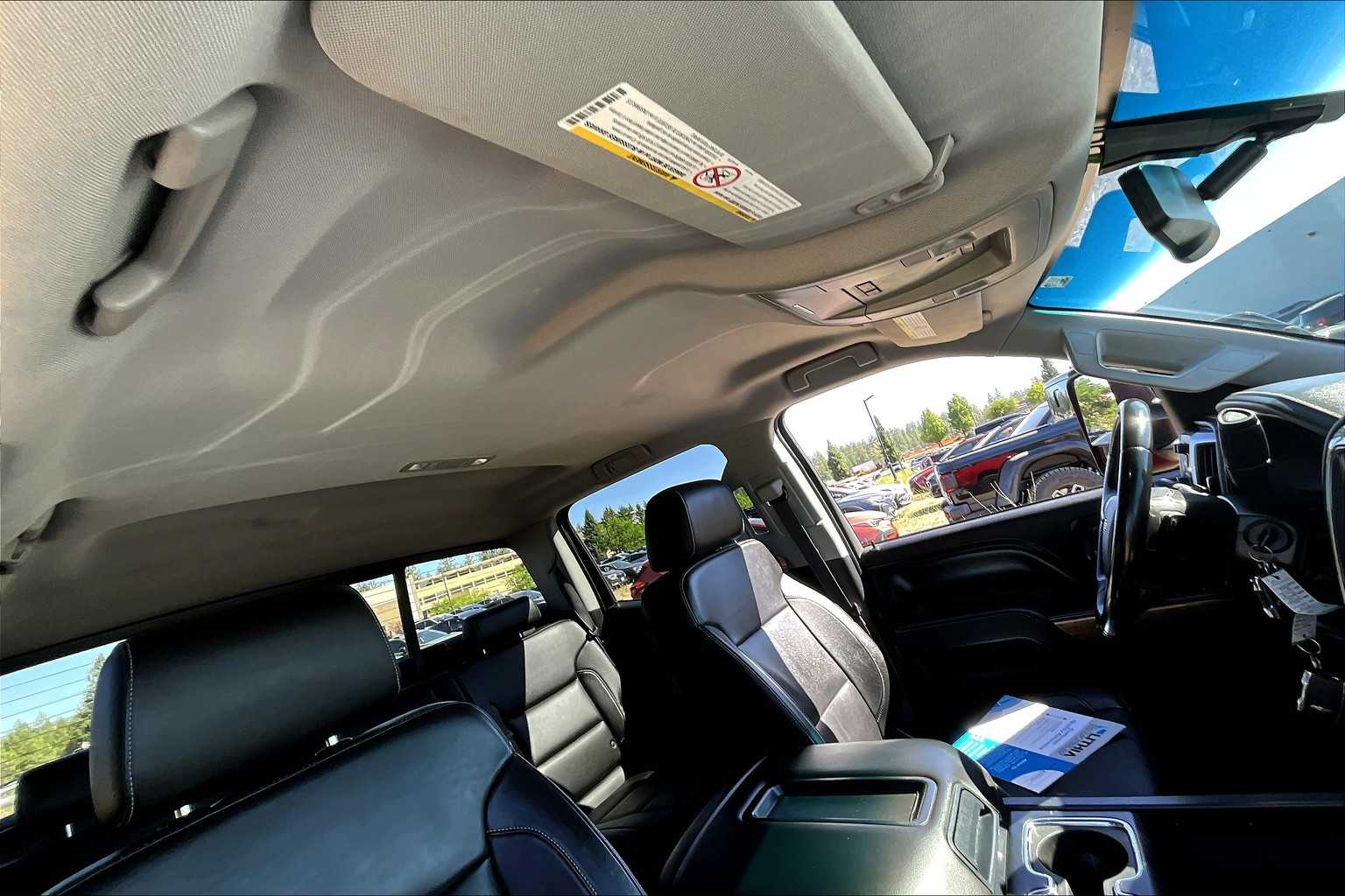 Thumbnail: 2015 Chevrolet Silverado 2500 - 30