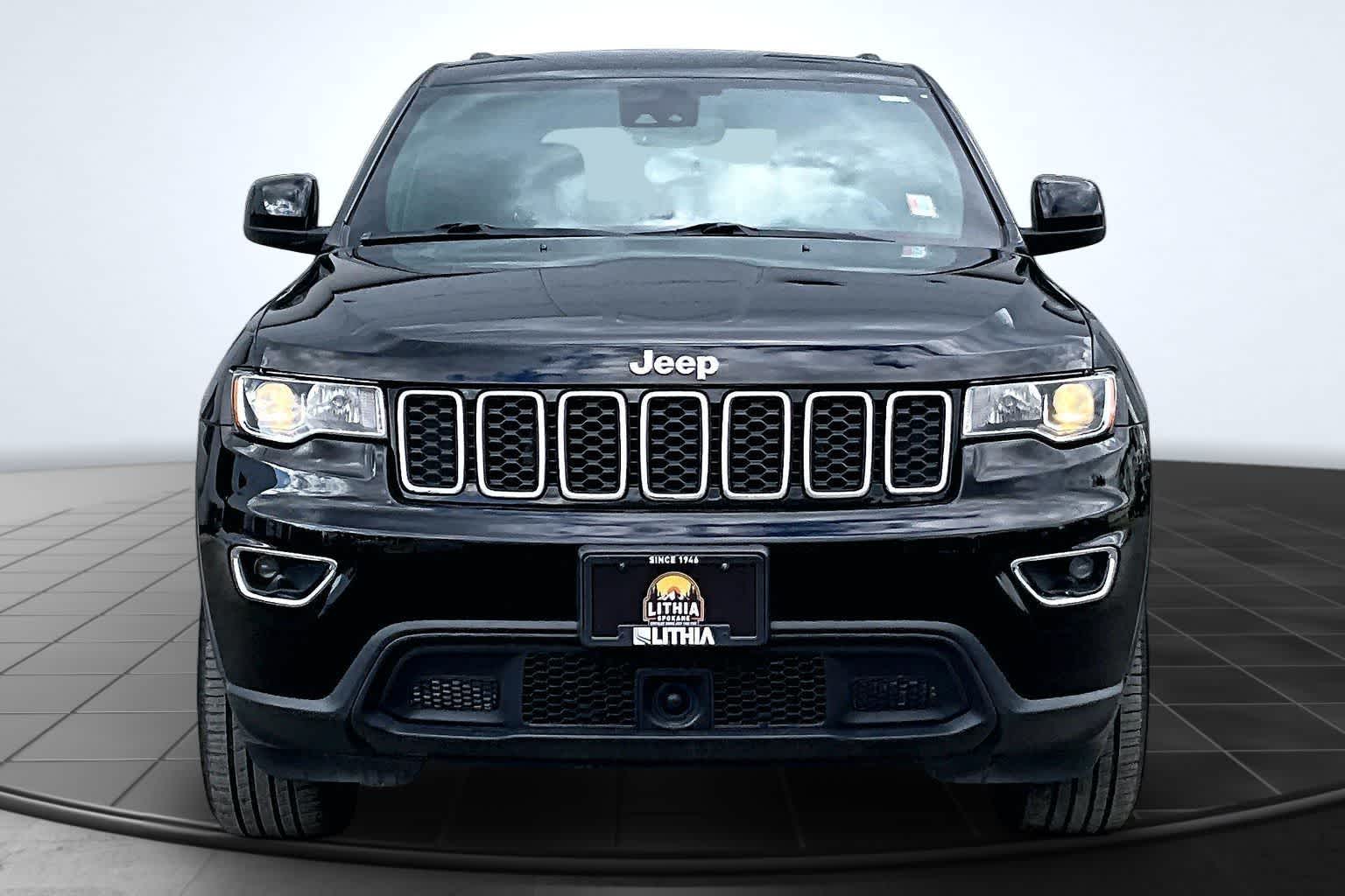 Thumbnail: 2022 Jeep Grand Cherokee - 6