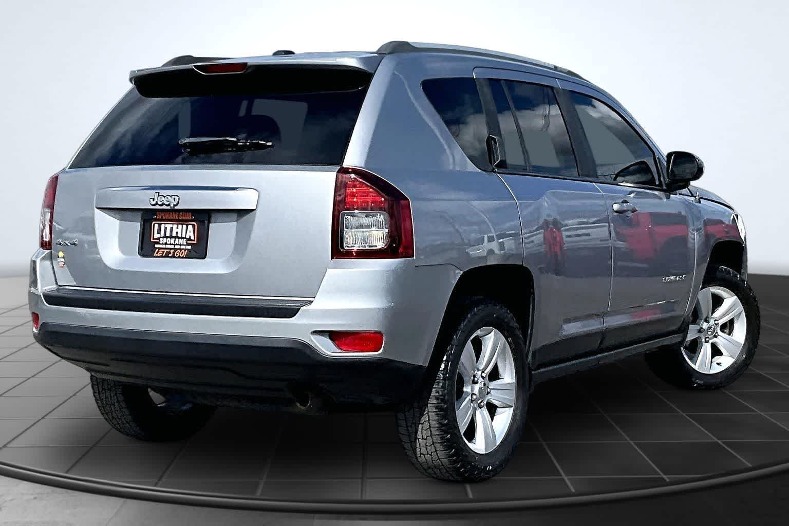 Thumbnail: 2017 Jeep Compass - 22
