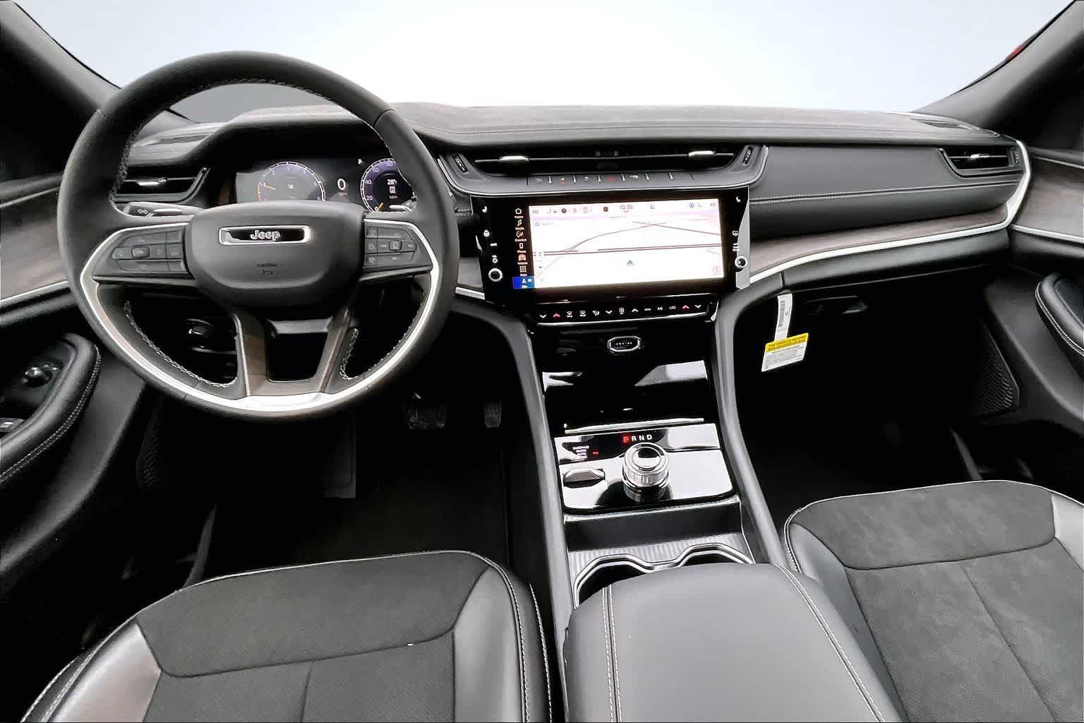 Thumbnail: 2026 Jeep Grand Cherokee - 10