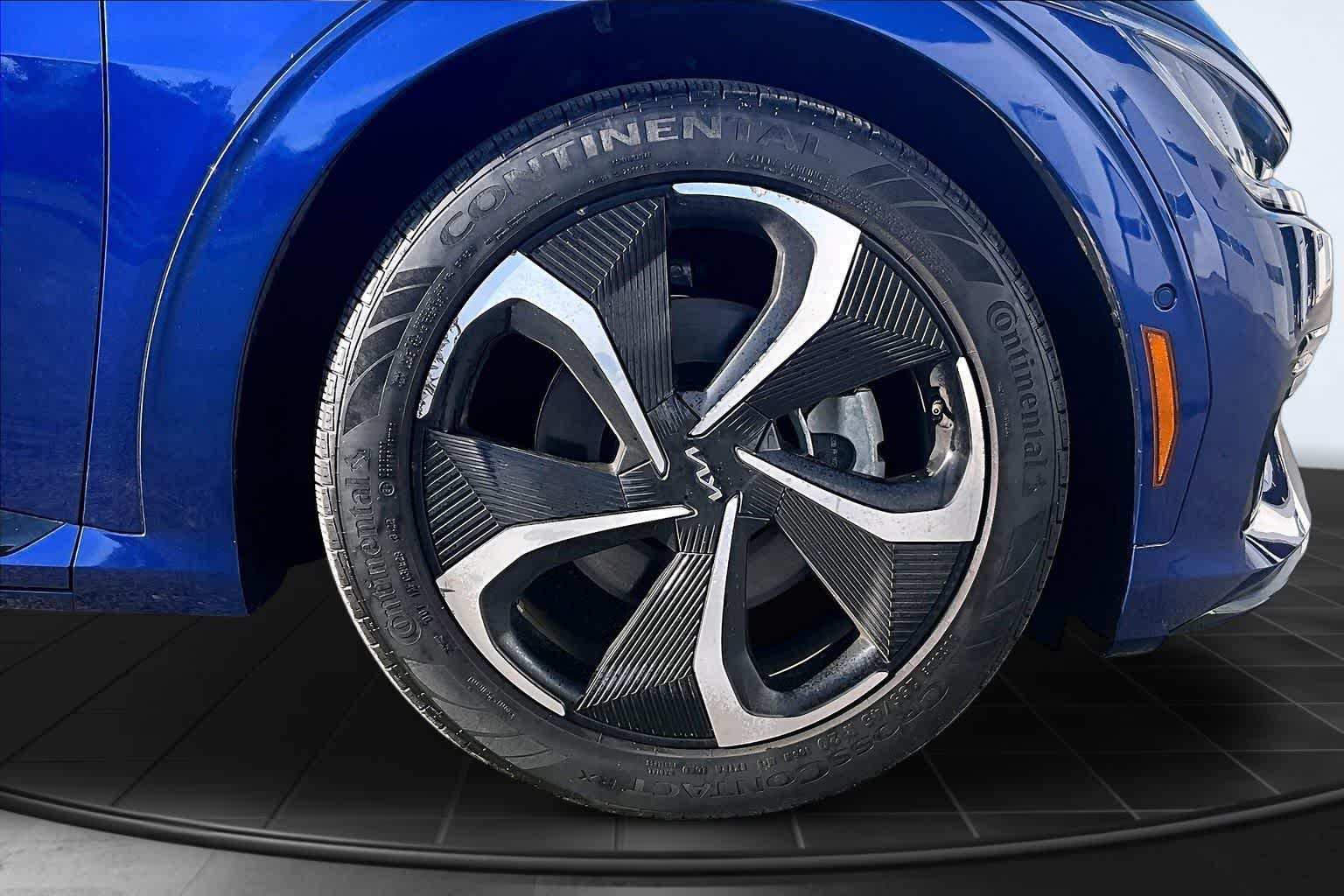 Thumbnail: 2023 Kia EV6 - 34