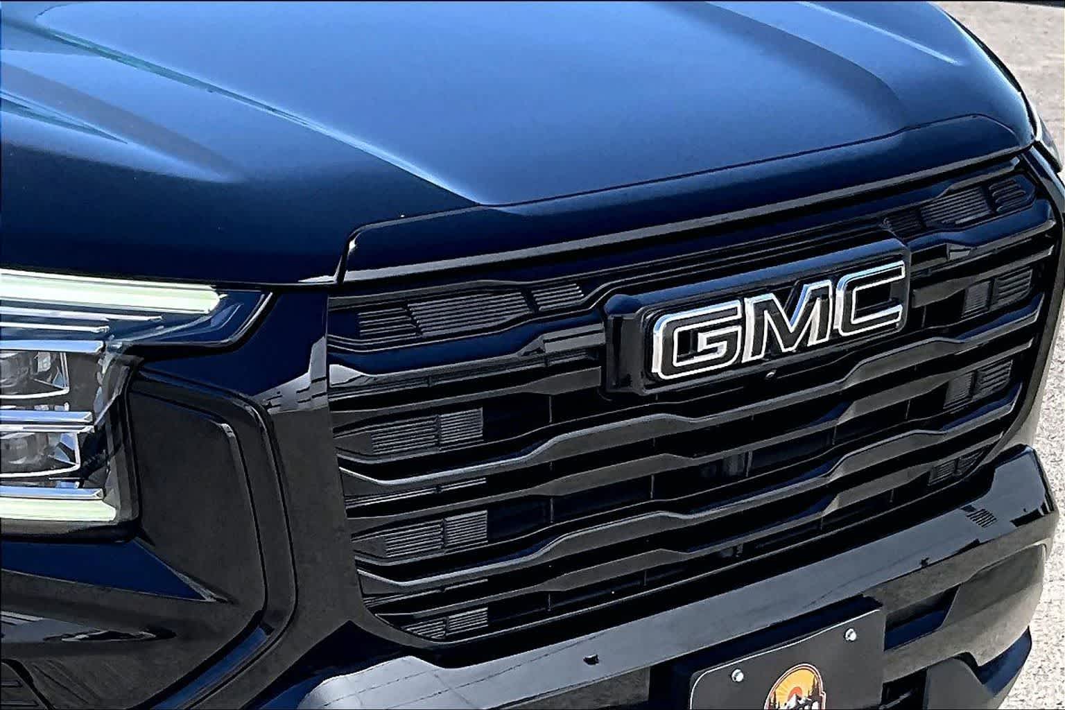 Thumbnail: 2025 GMC Terrain - 33