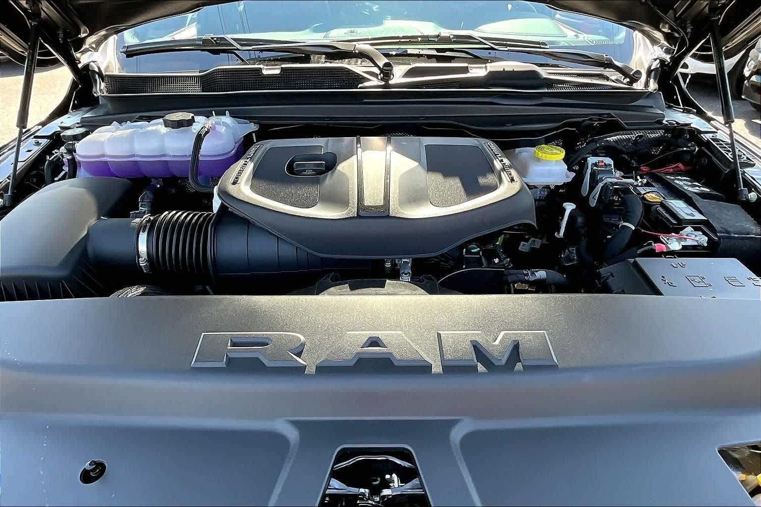 Thumbnail: 2026 RAM 1500 - 9