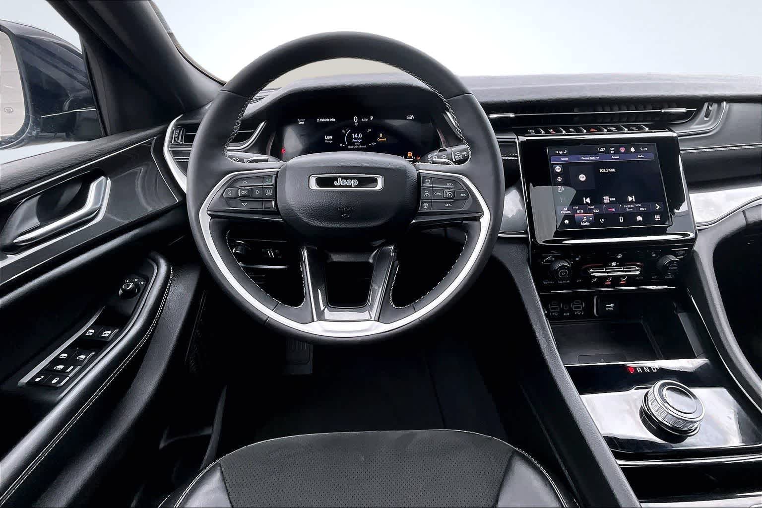 Thumbnail: 2023 Jeep Grand Cherokee L - 15