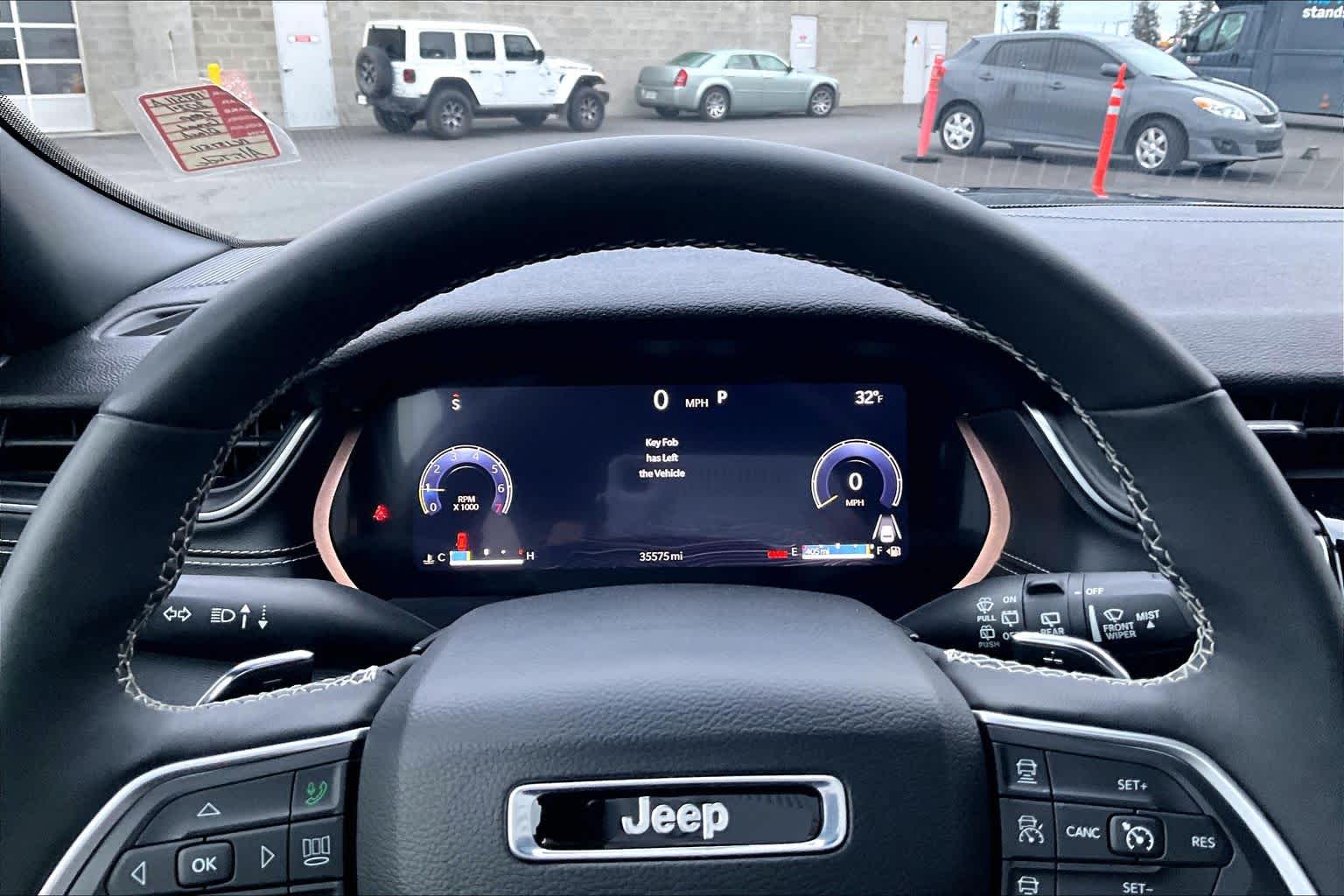 Thumbnail: 2024 Jeep Grand Cherokee - 18