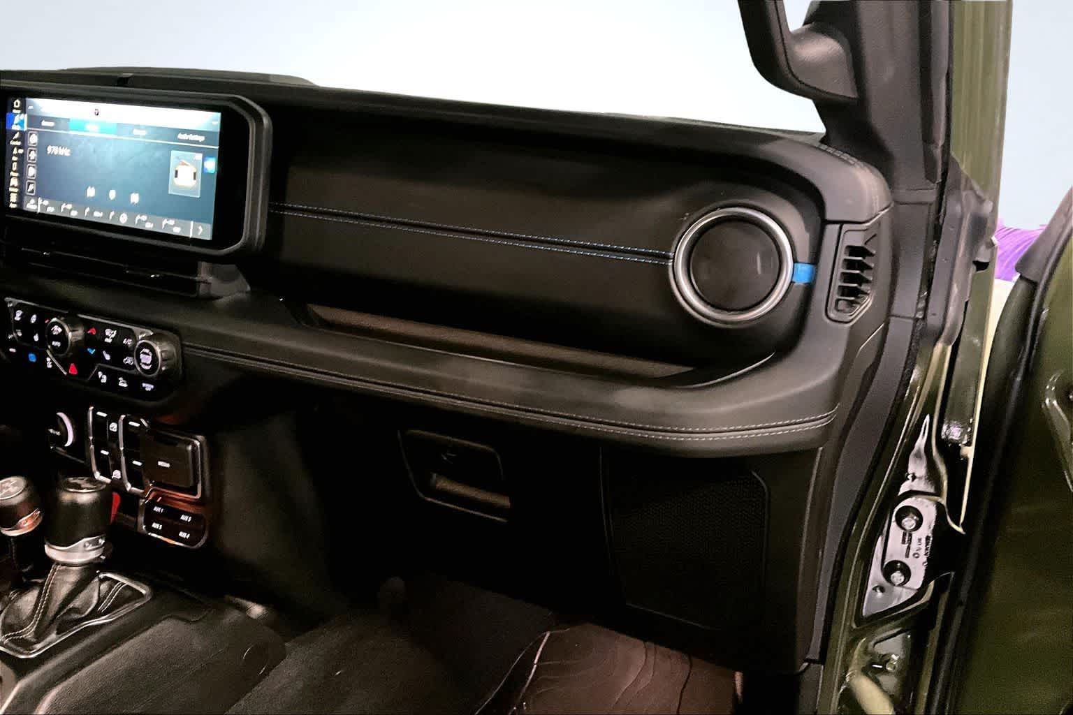 Thumbnail: 2024 Jeep Wrangler - 24