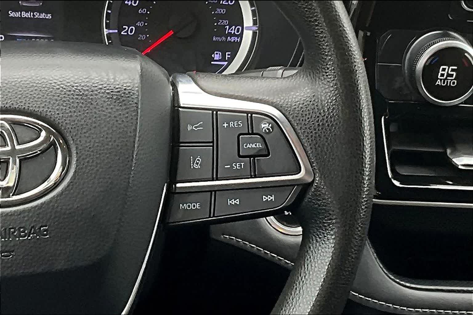 Thumbnail: 2020 Toyota Highlander - 26