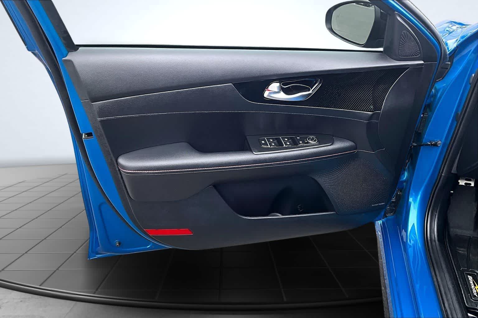 Thumbnail: 2024 Kia Forte - 28