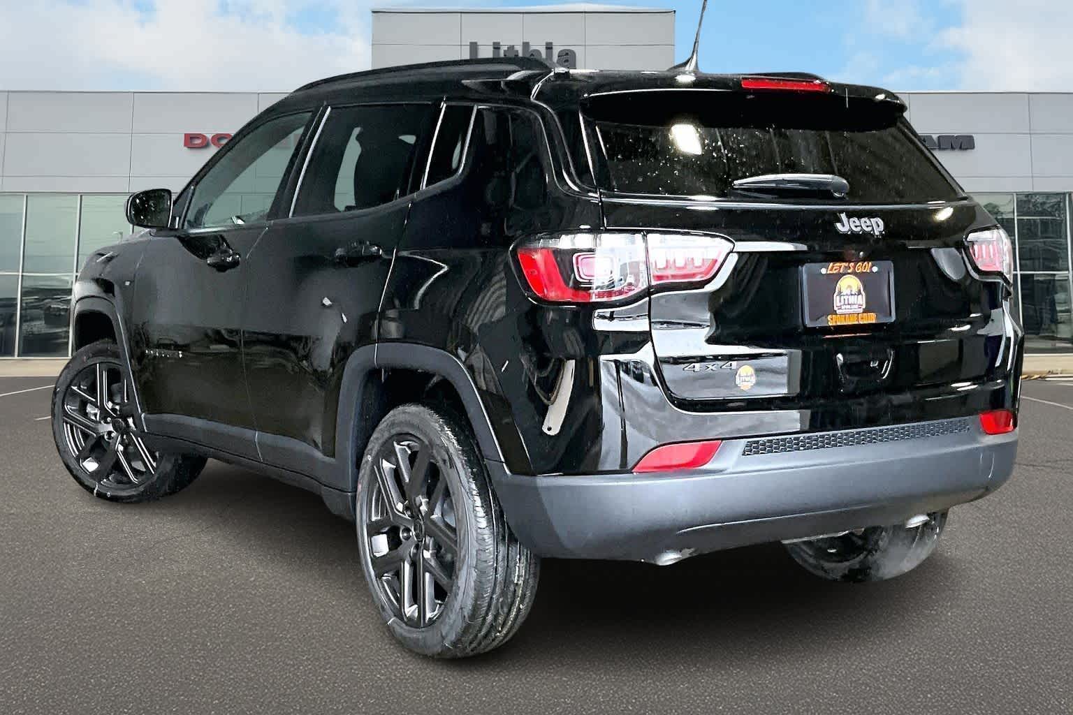 Thumbnail: 2026 Jeep Compass - 4