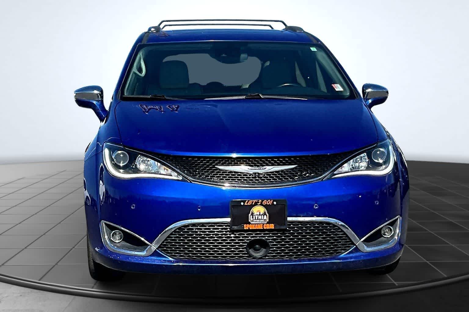 Thumbnail: 2020 Chrysler Pacifica - 6