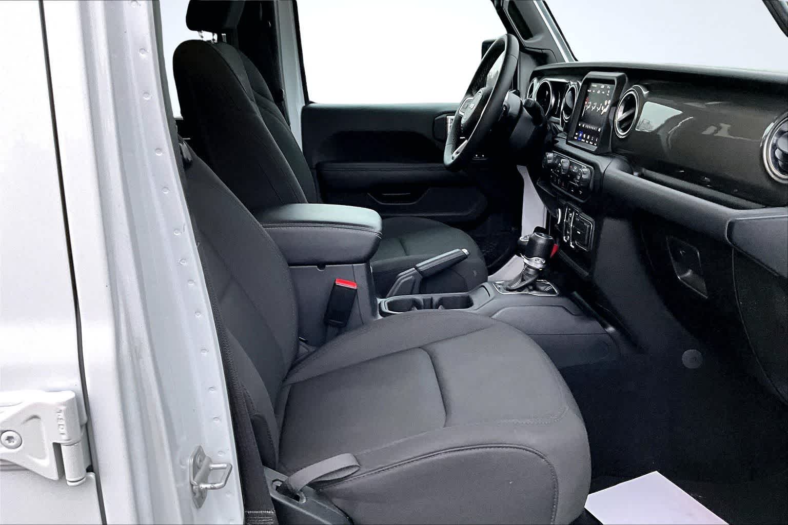 Thumbnail: 2023 Jeep Wrangler - 14