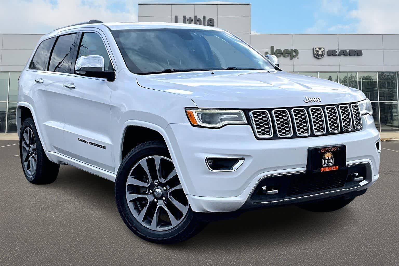 Thumbnail: 2017 Jeep Grand Cherokee - 22