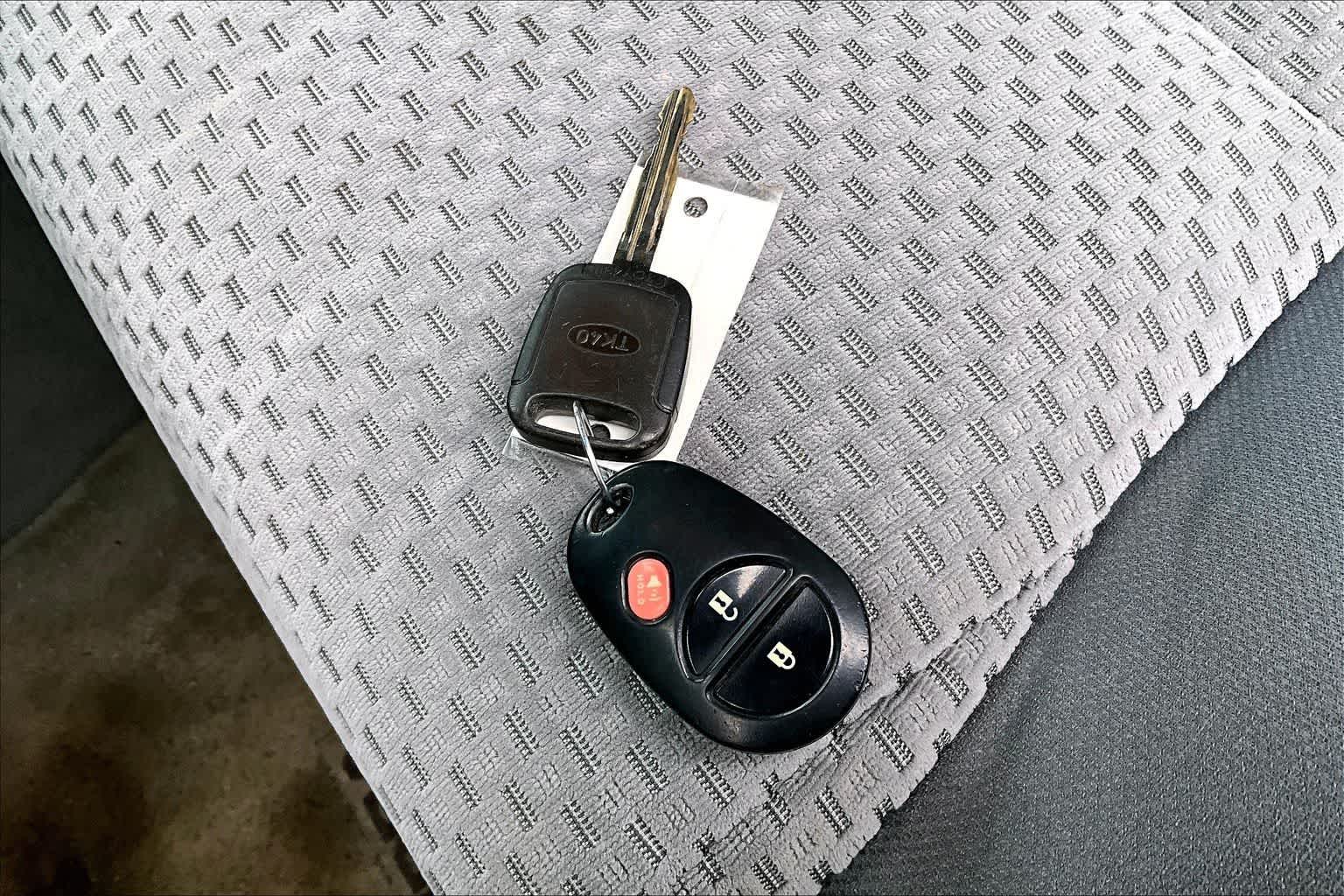 Thumbnail: 2008 Toyota Tundra - 20