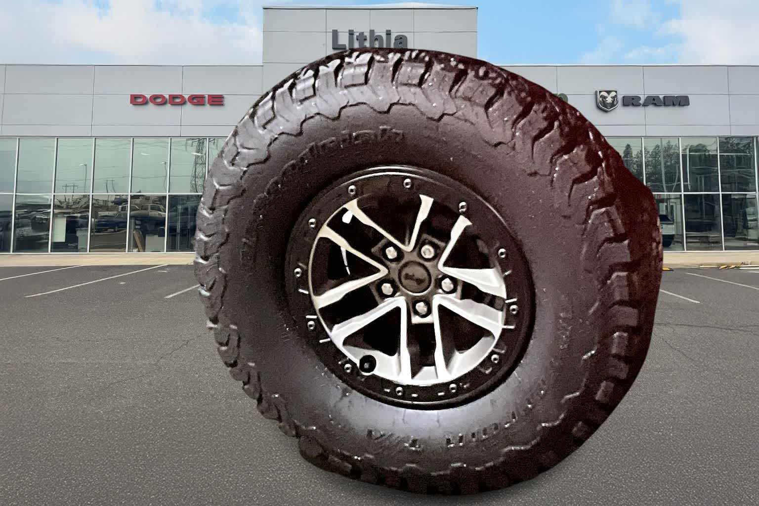 Thumbnail: 2024 Jeep Wrangler - 35