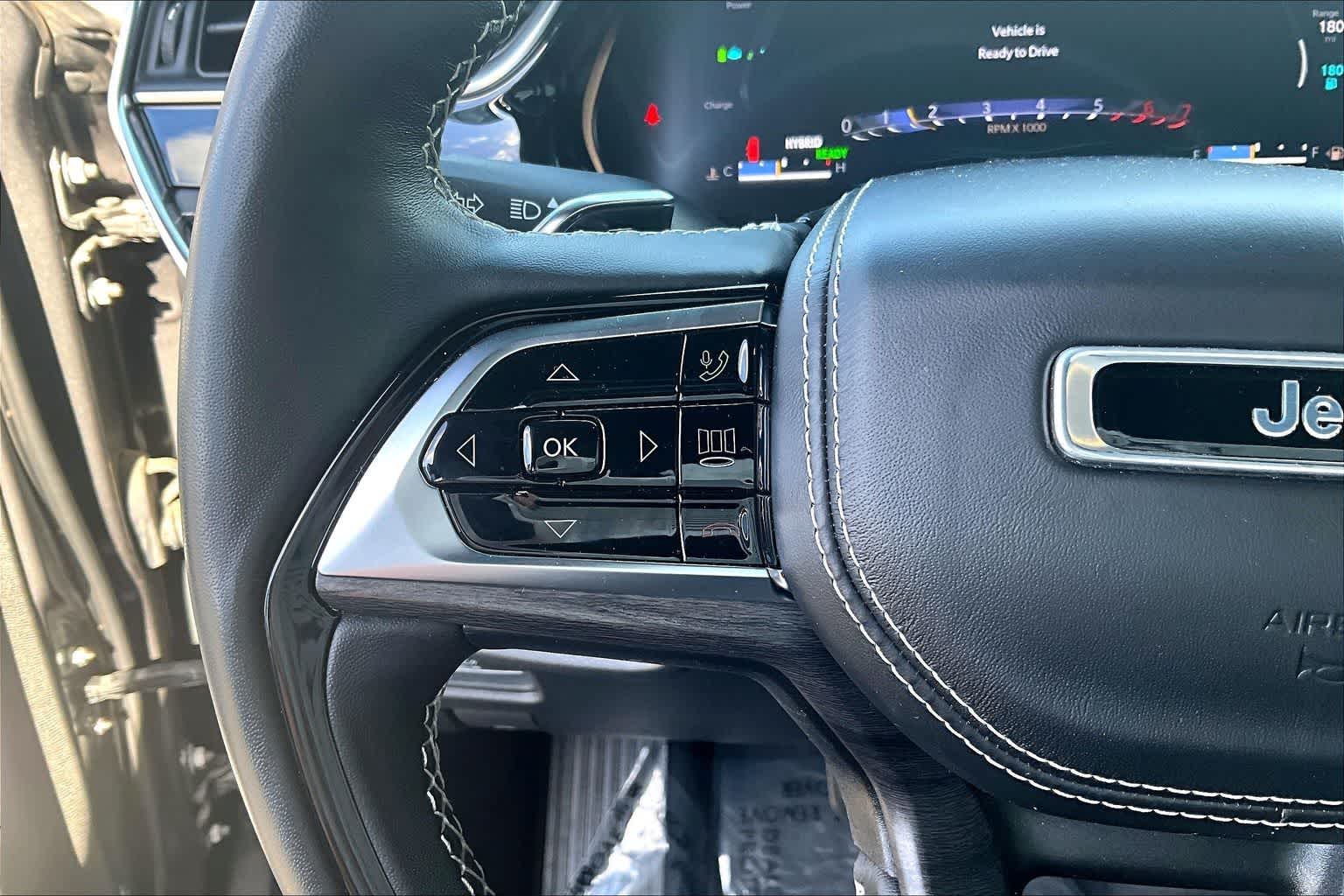 Thumbnail: 2023 Jeep Grand Cherokee - 25