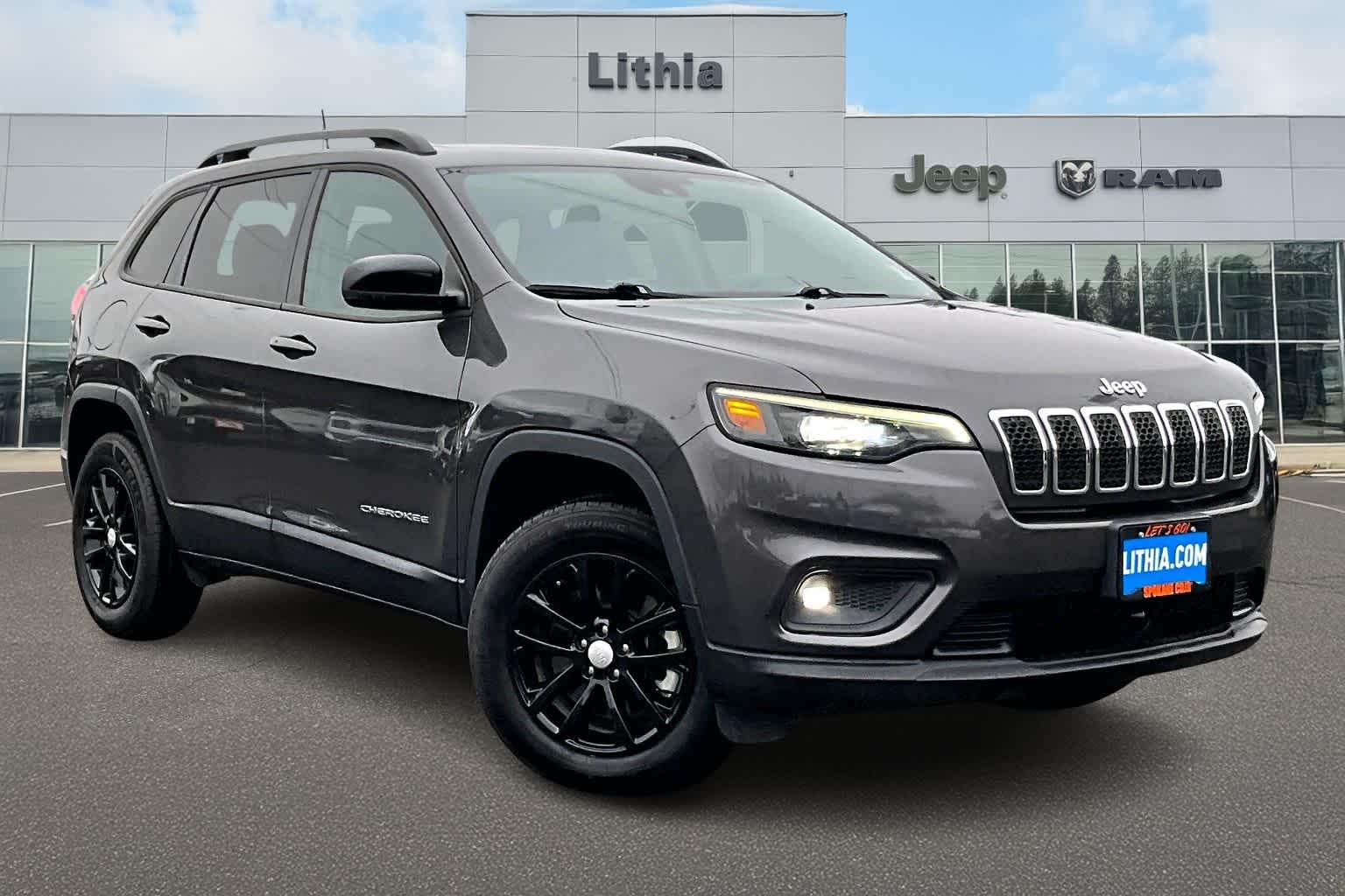 Thumbnail: 2022 Jeep Cherokee - 22