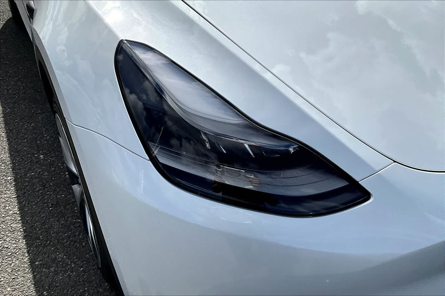 Thumbnail: 2023 Tesla Model Y - 31