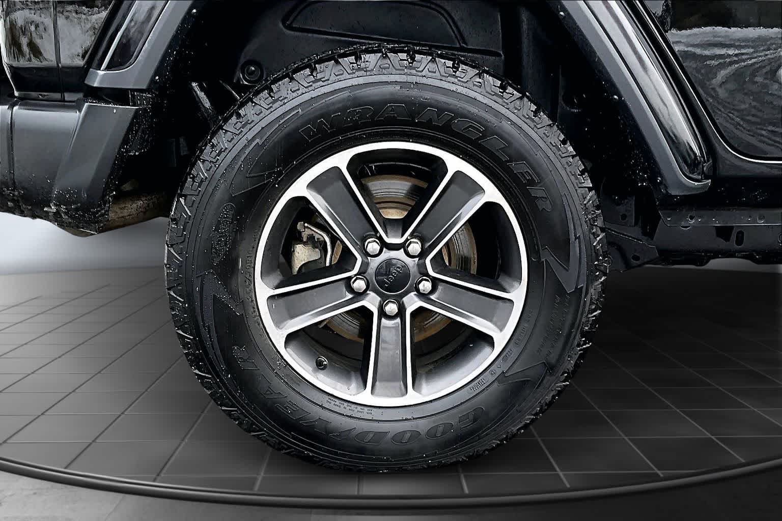 Thumbnail: 2023 Jeep Wrangler - 35