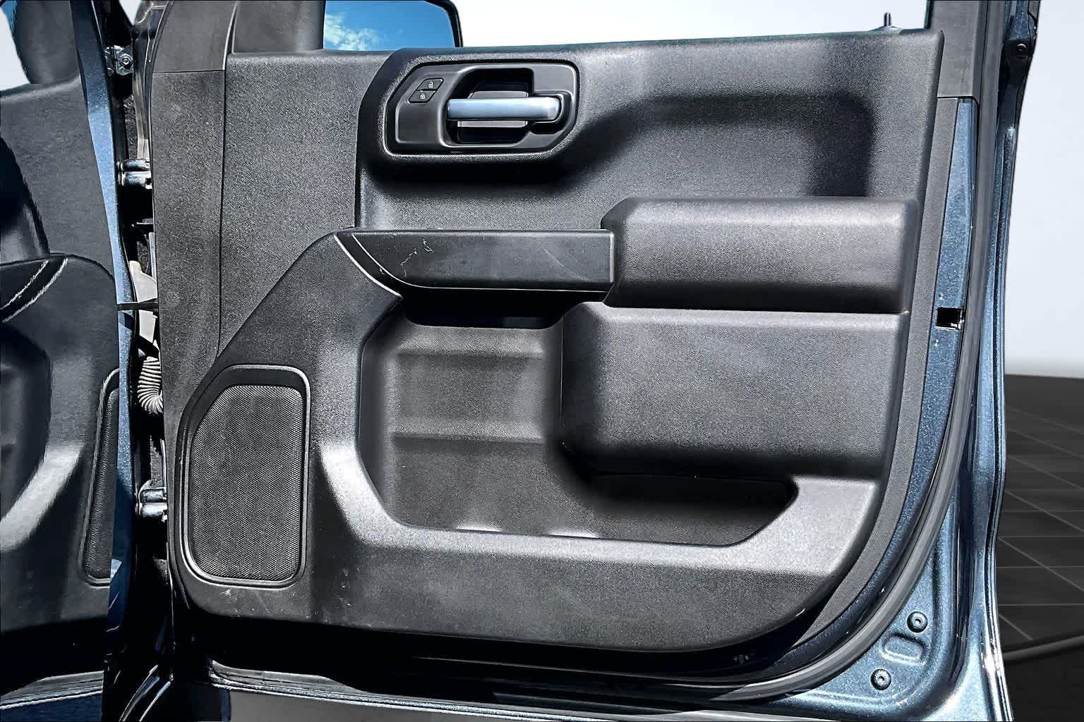 Thumbnail: 2021 Chevrolet Silverado 1500 - 28