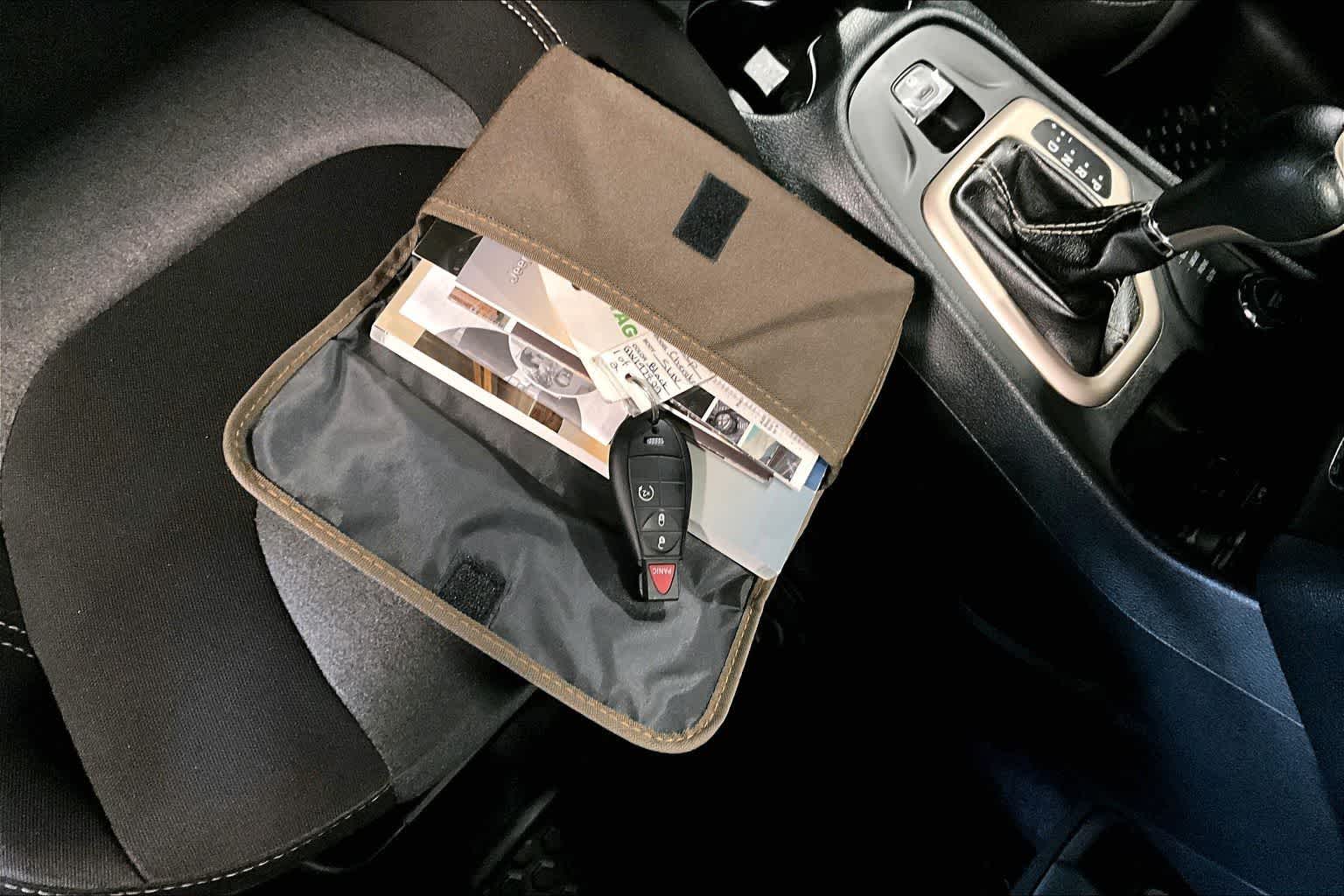 Thumbnail: 2016 Jeep Cherokee - 20