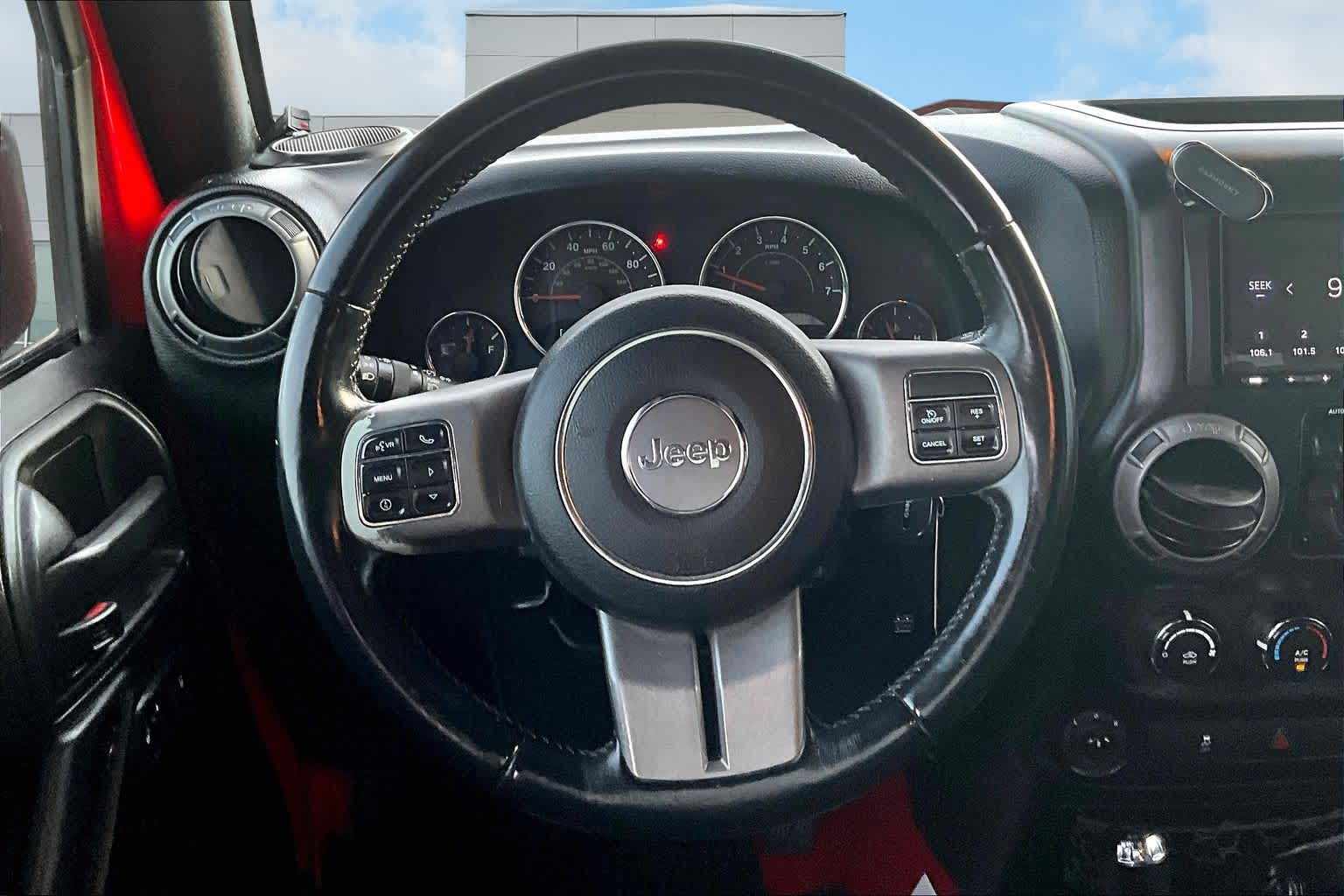 Thumbnail: 2016 Jeep Wrangler - 15