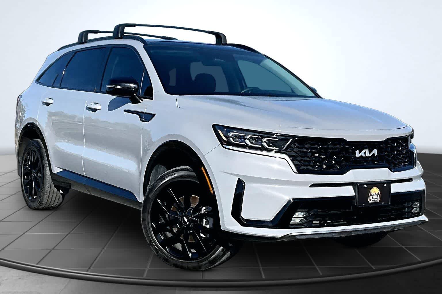 Thumbnail: 2023 Kia Sorento - 22