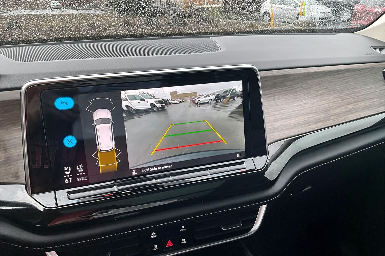 Thumbnail: 2025 Volkswagen Atlas - 27