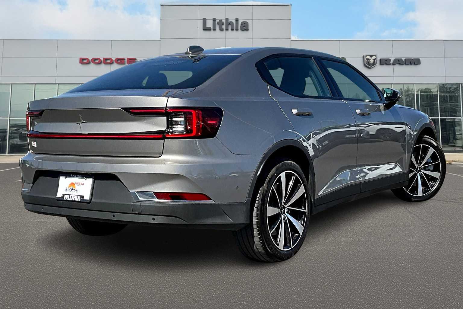 Thumbnail: 2022 Polestar 2 - 19