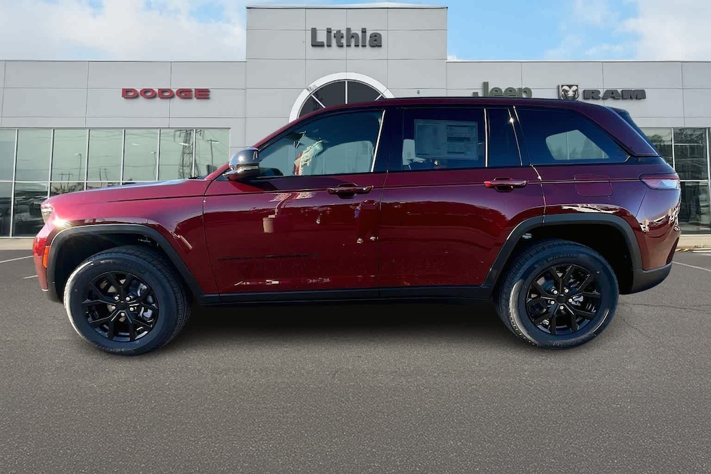 New 2025 Jeep Grand Cherokee Altitude X Sport Utility