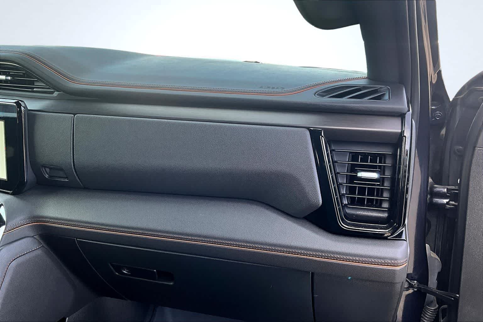 Thumbnail: 2023 GMC Sierra 1500 - 24
