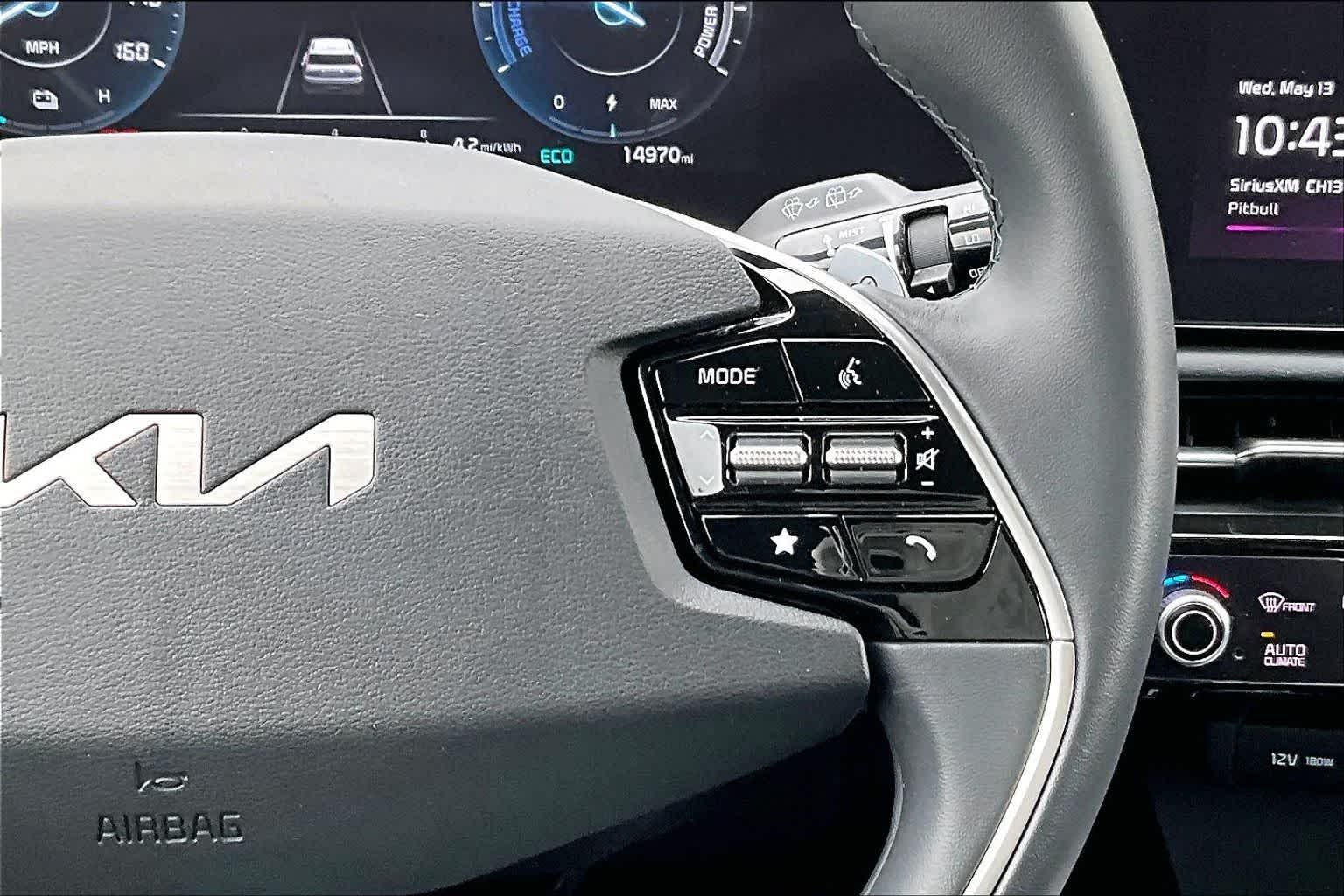 Thumbnail: 2024 Kia Niro - 26
