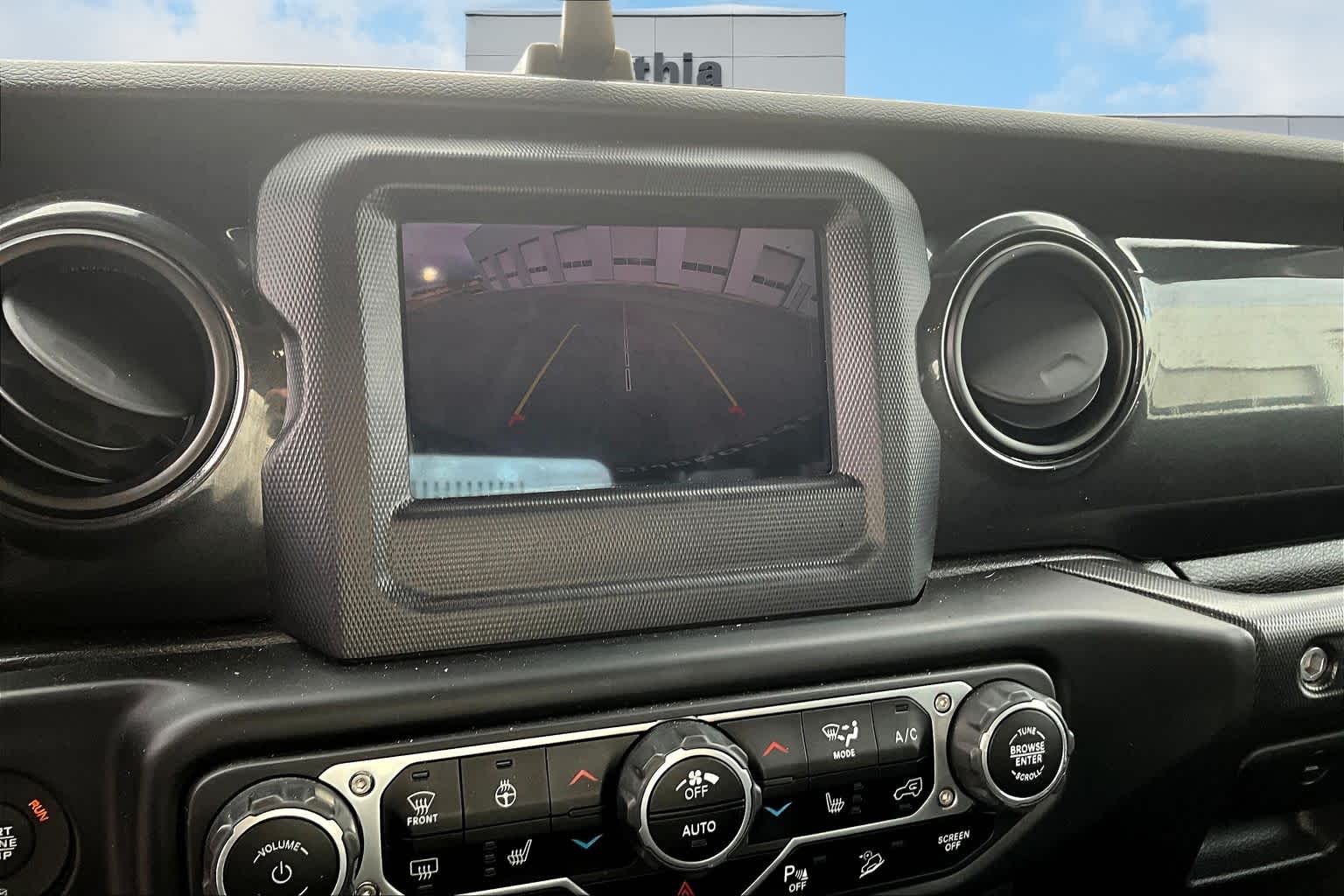 Thumbnail: 2020 Jeep Wrangler - 25