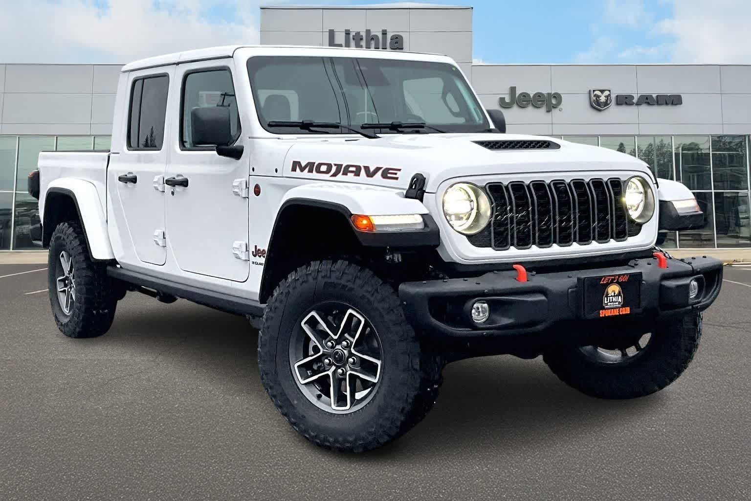 Thumbnail: 2026 Jeep Gladiator - 22