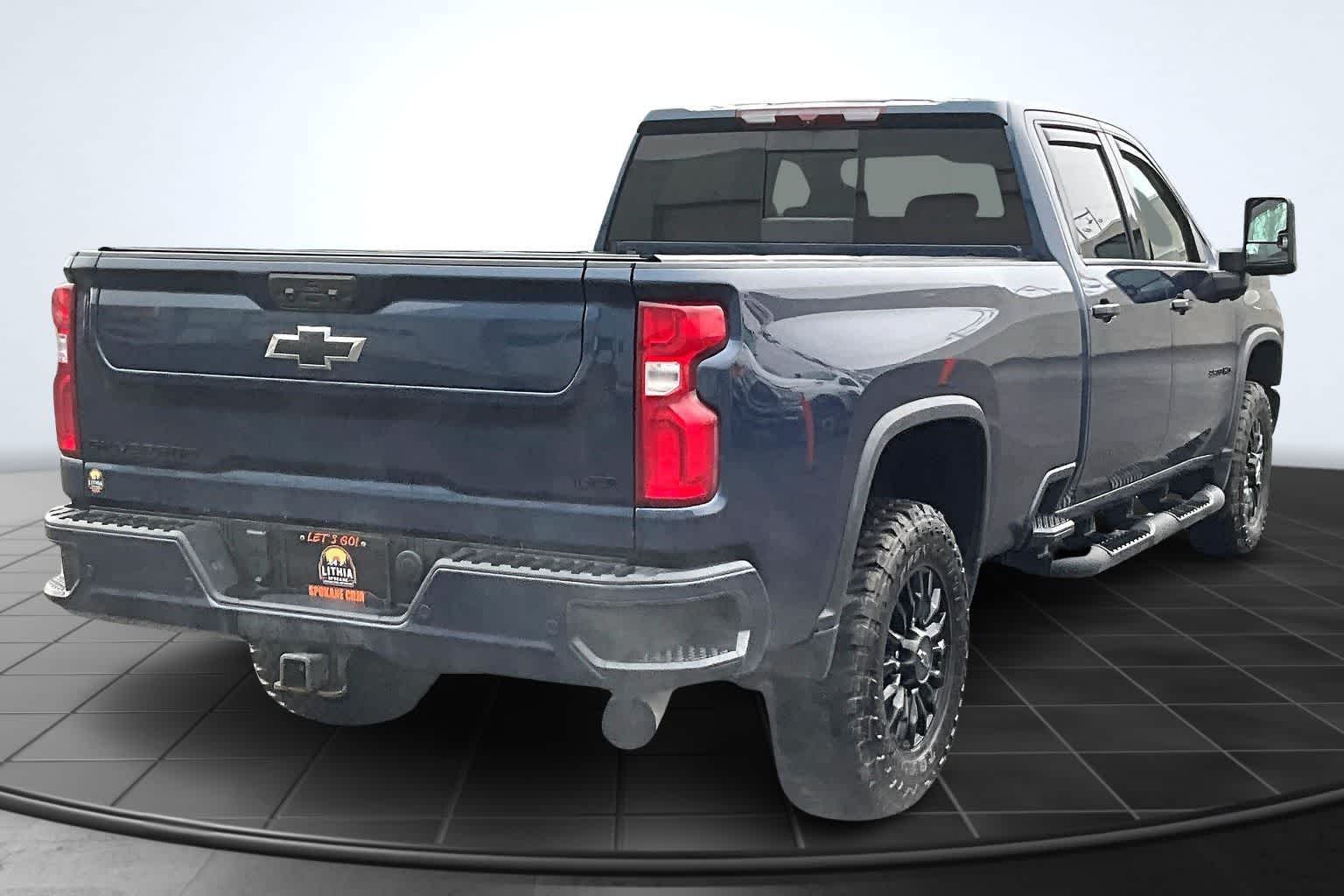 Thumbnail: 2022 Chevrolet Silverado 3500 - 23