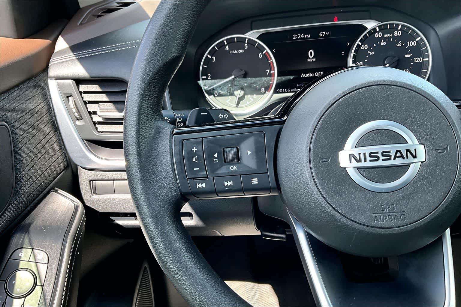Thumbnail: 2021 Nissan Rogue - 24