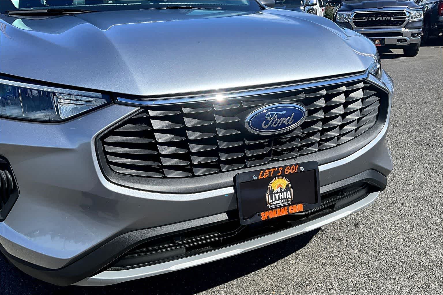 Thumbnail: 2024 Ford Escape - 33