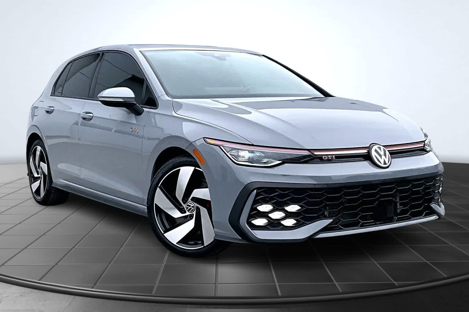 Thumbnail: 2025 Volkswagen Golf - 22