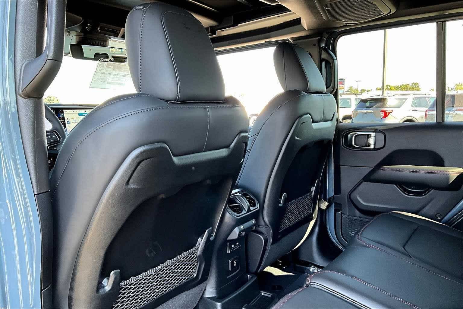 Thumbnail: 2025 Jeep Wrangler - 12