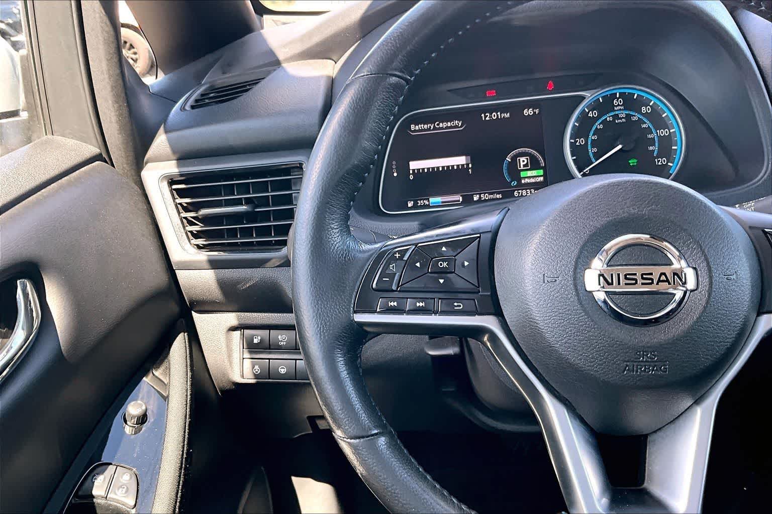 Thumbnail: 2018 Nissan Leaf - 25