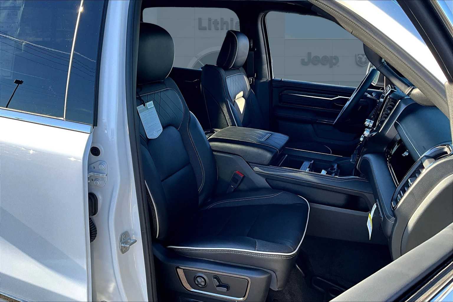 Thumbnail: 2026 RAM 1500 - 14