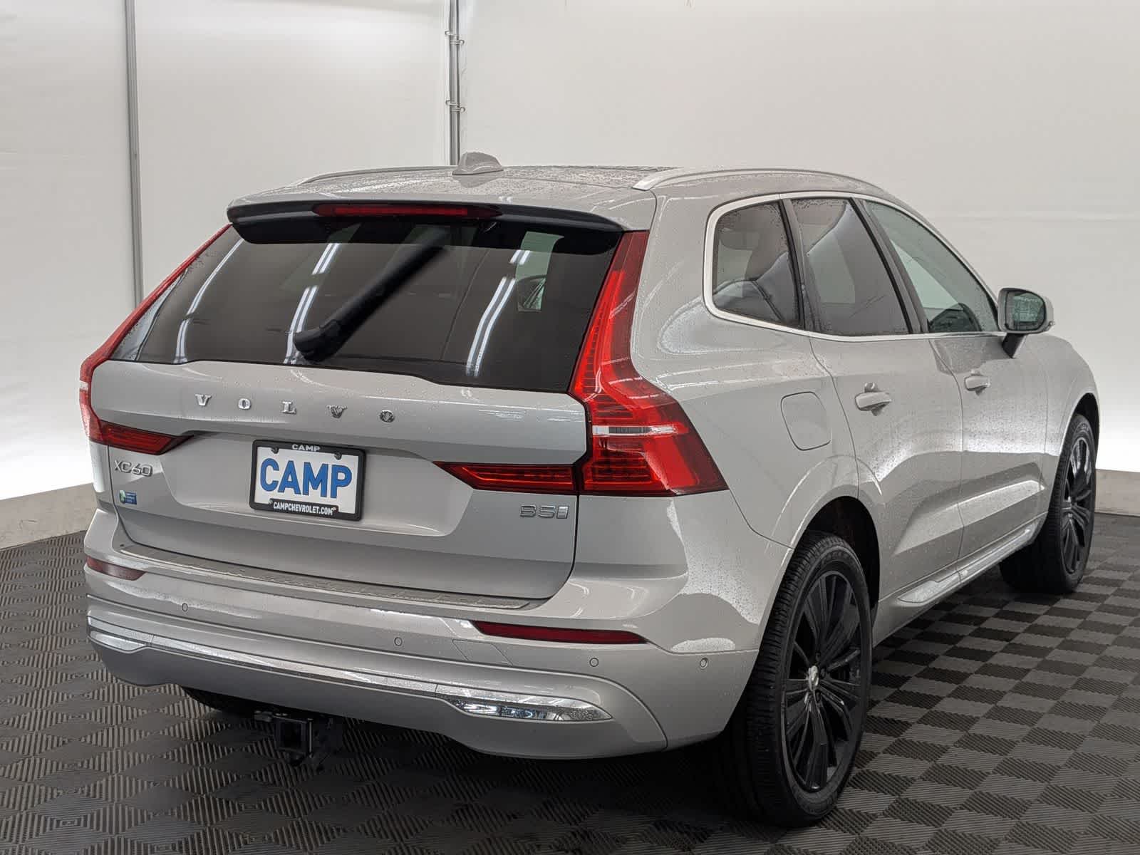 Thumbnail: 2022 Volvo XC60 - 6