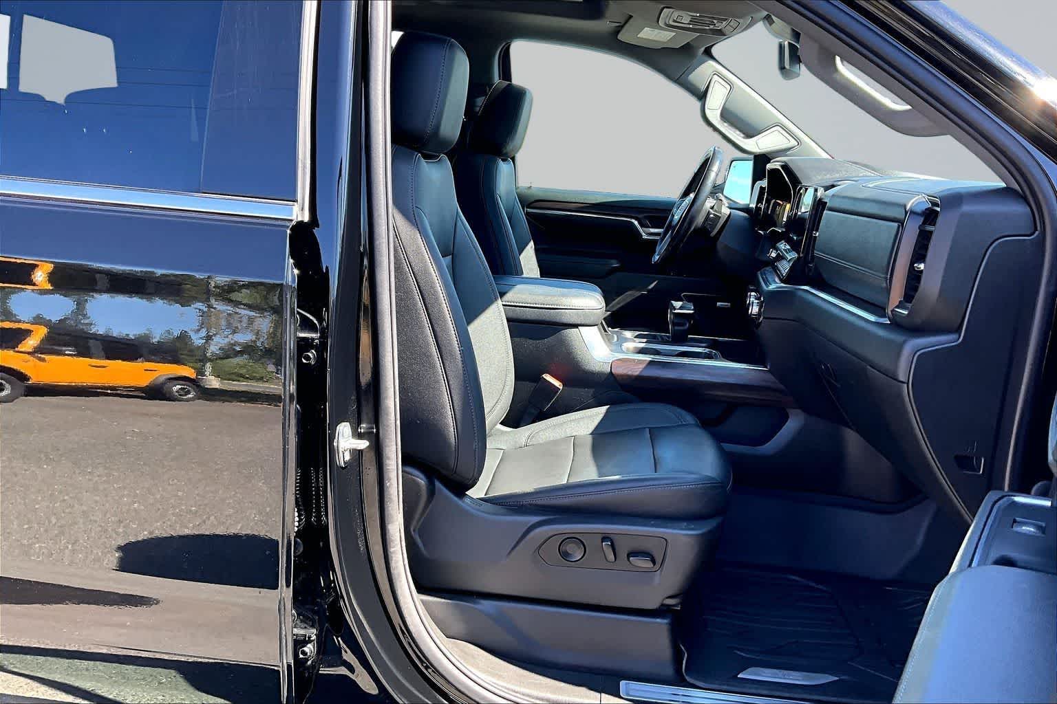 Thumbnail: 2023 GMC Sierra 1500 - 13