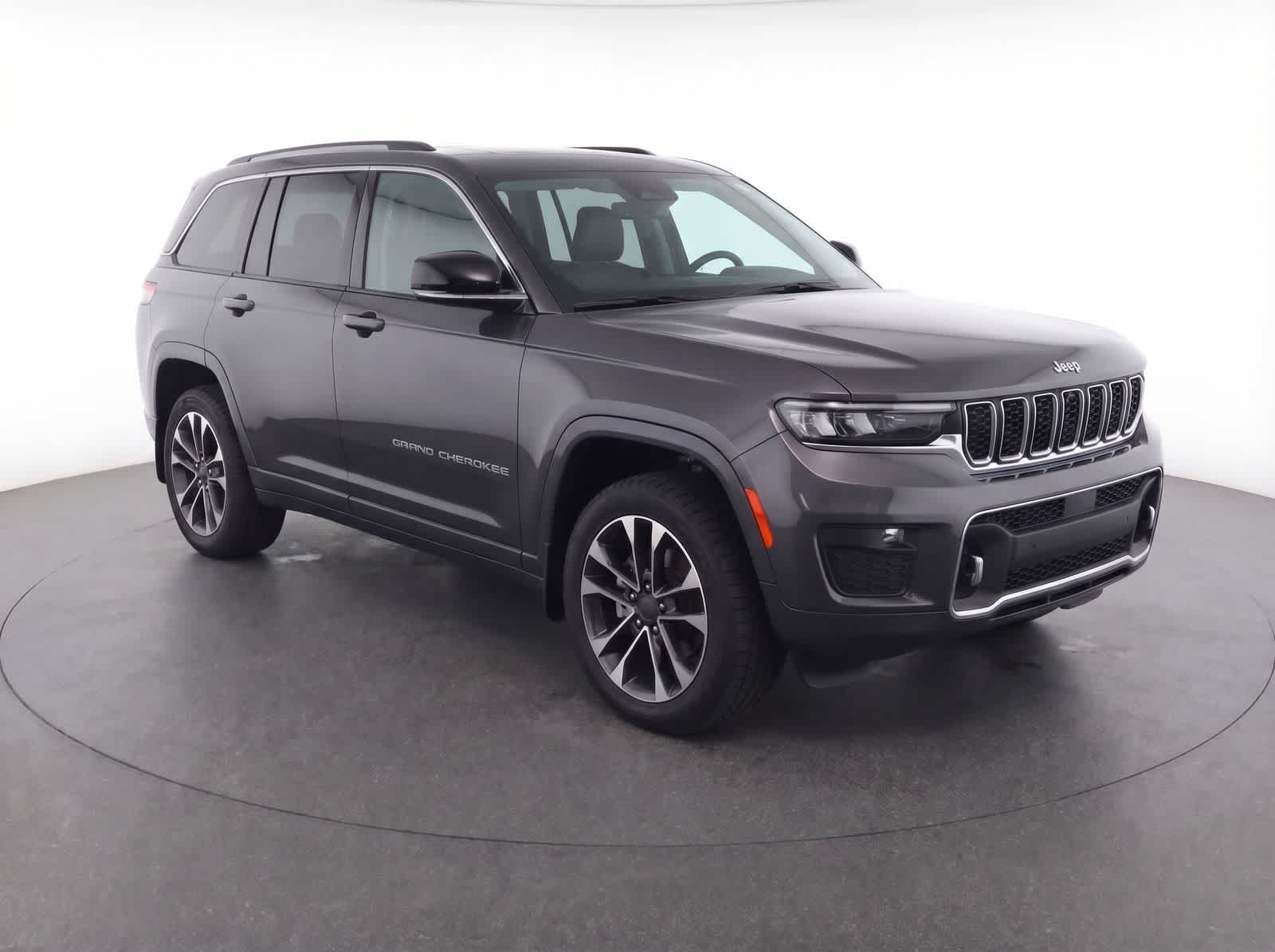 Thumbnail: 2023 Jeep Grand Cherokee - 2