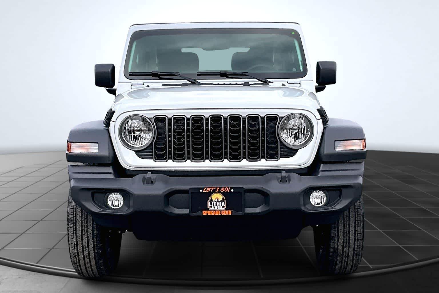Thumbnail: 2026 Jeep Wrangler - 6