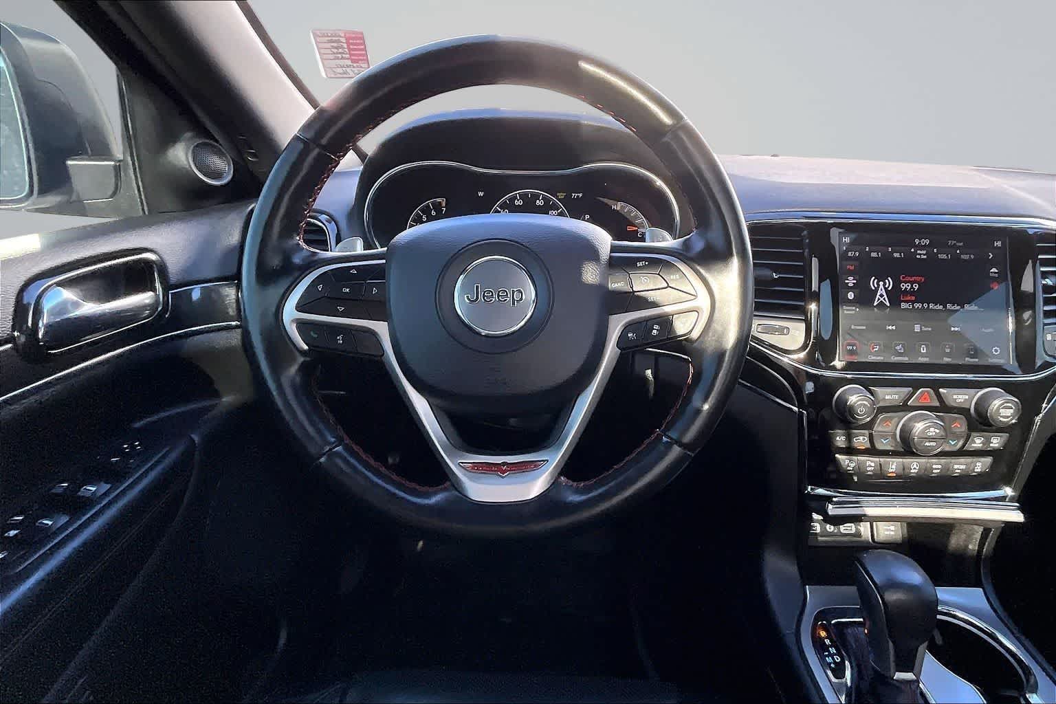 Thumbnail: 2020 Jeep Grand Cherokee - 14