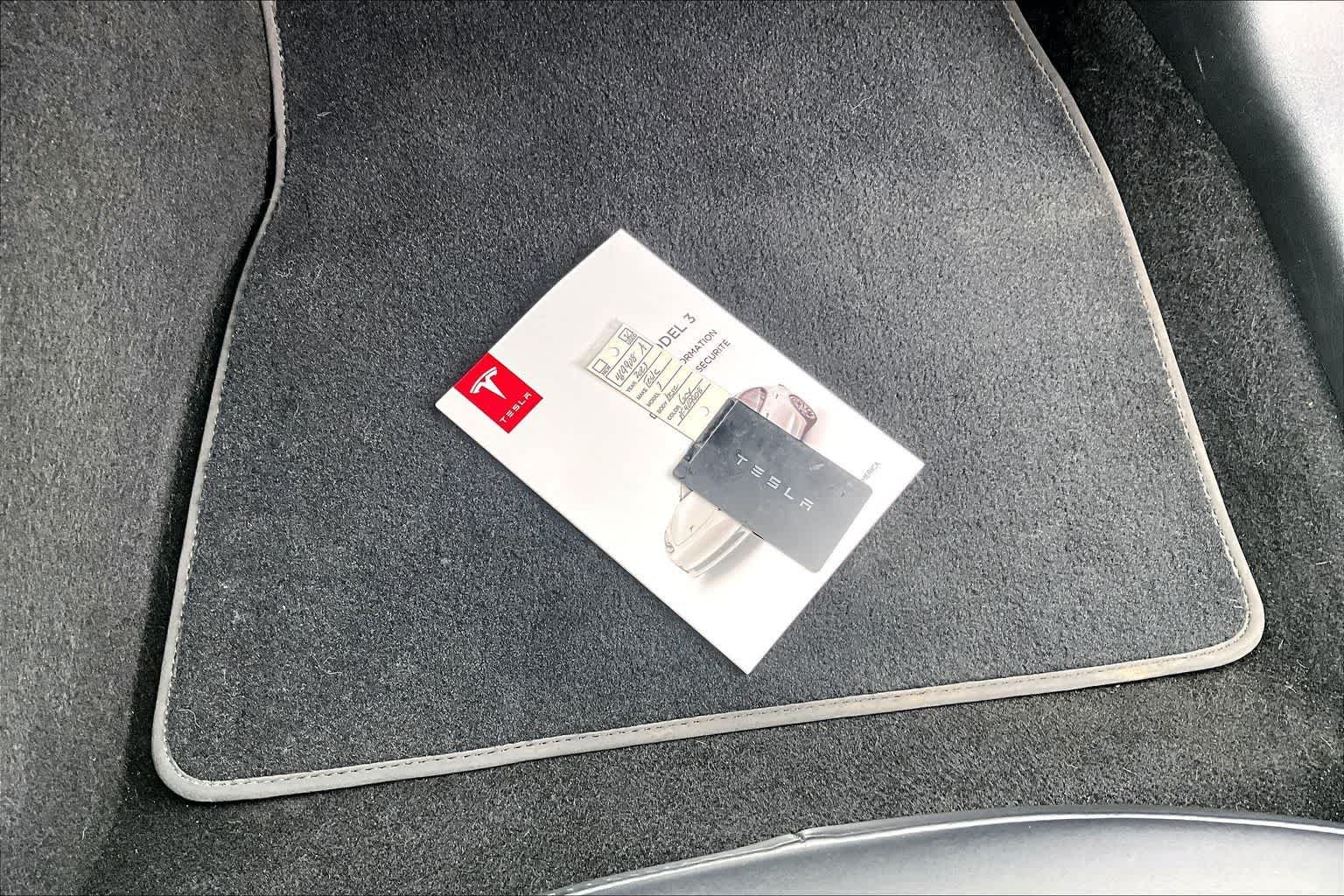 Thumbnail: 2023 Tesla Model 3 - 20