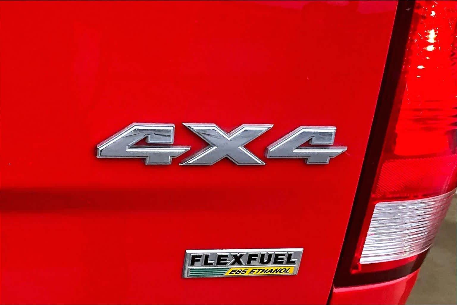 Thumbnail: 2019 RAM 1500 Classic - 7