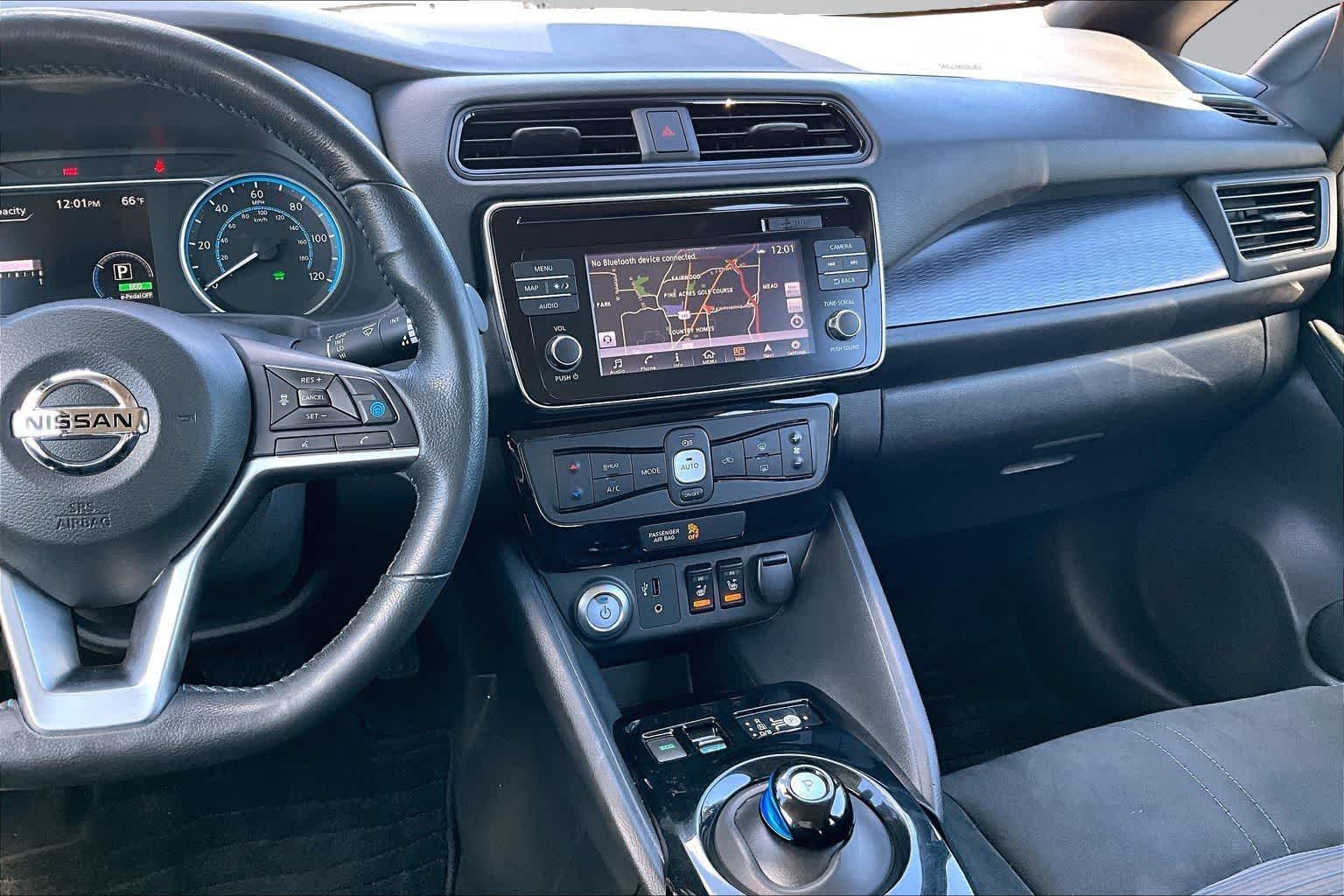 Thumbnail: 2018 Nissan Leaf - 16