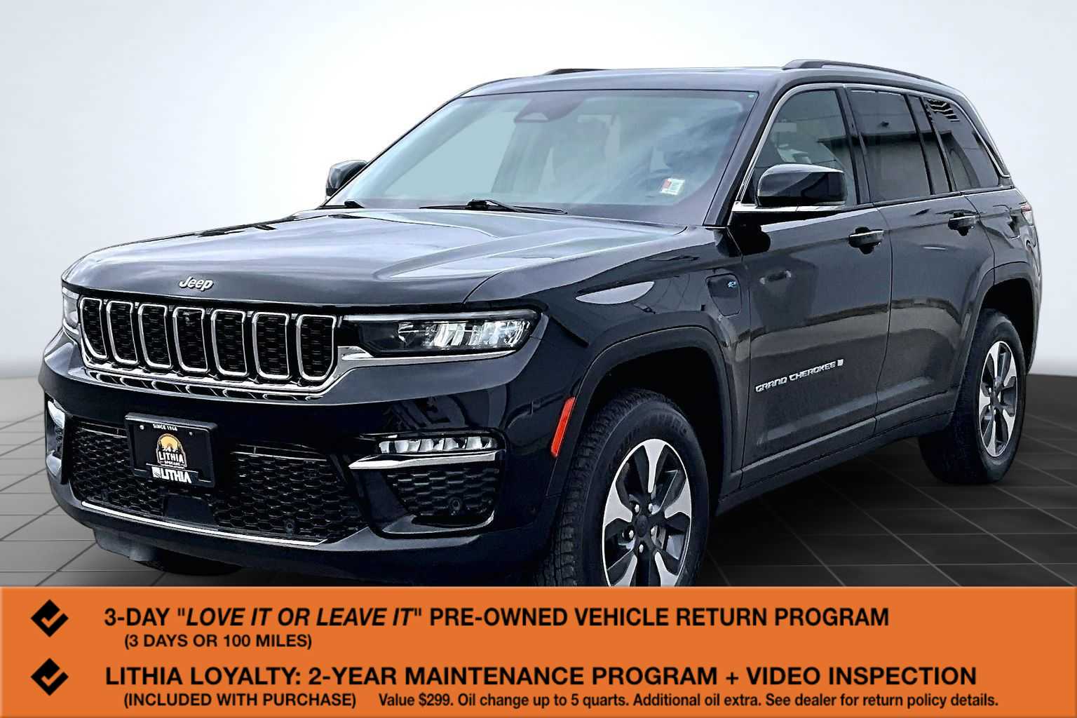 2022 Jeep Grand Cherokee 4xe 4x4's photo