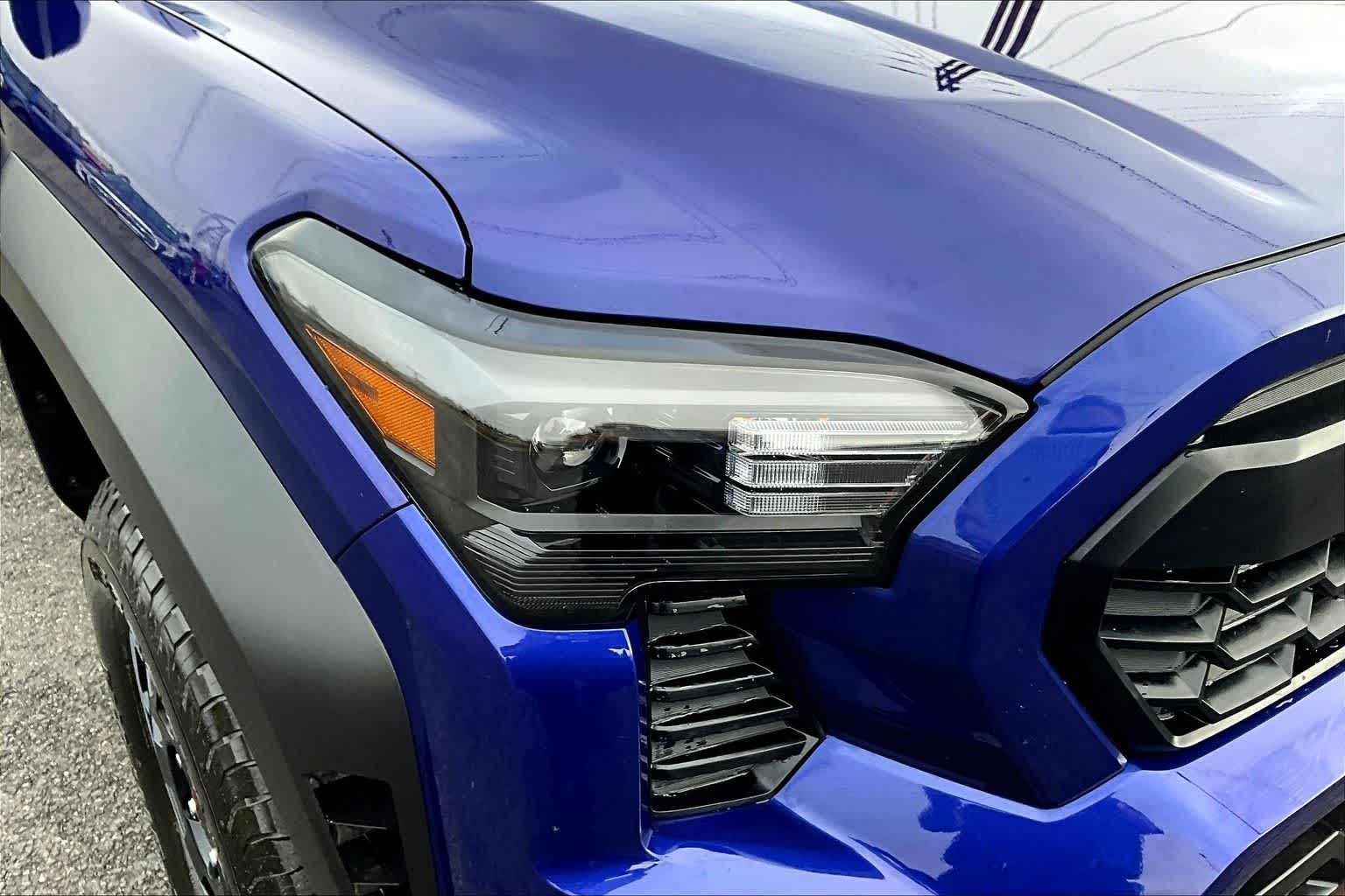 Thumbnail: 2025 Toyota Tacoma - 32